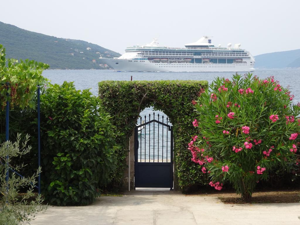 Apartments Odesa Herceg Novi Eksteriør bilde